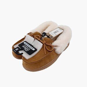 NEW dluxe by dearfoams Women's Shearling Moc Fur Casing Slippers - Size 8